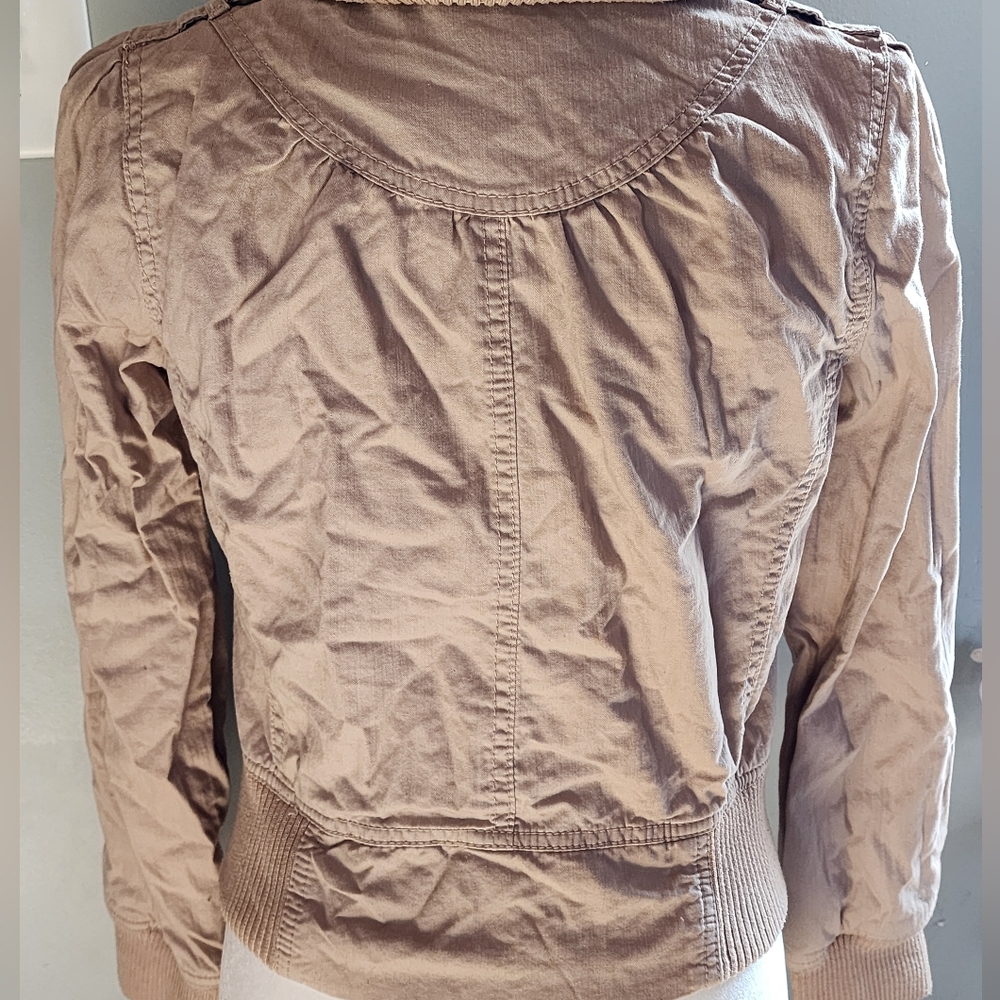 Jacket - Picture 2 of 4